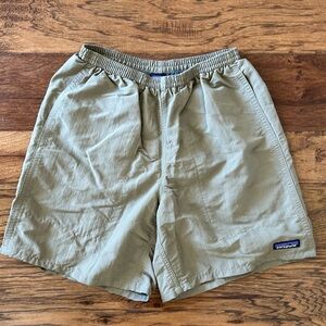 Patagonia Shorts Small